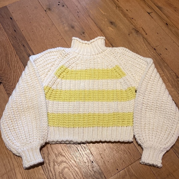Wrangler Cozycore Chunky Striped Blouson Sleeve Mock Neck Sweater Cream Yellow S - Picture 1 of 9